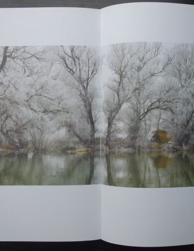 Abb. 24 Lower Danube: zusammengestellt von Alexander Ivanov, Text von Ivan Hristov, Wien, Bukarest: WWF, 2012, S. 100, 101.